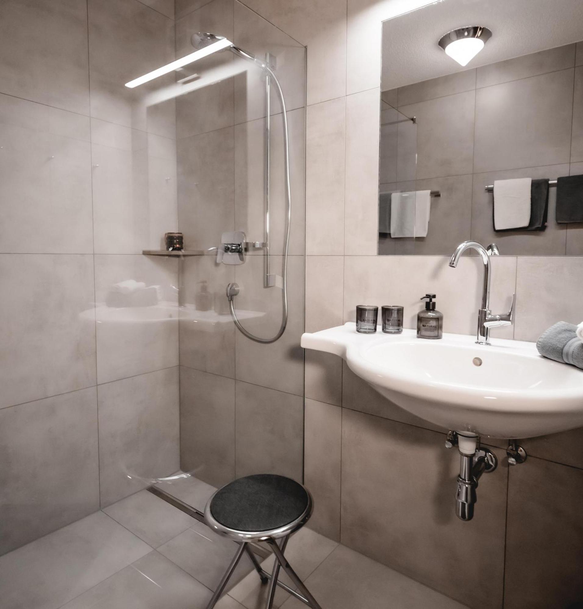 דירות אלמאו Haus Alpin מראה חיצוני תמונה