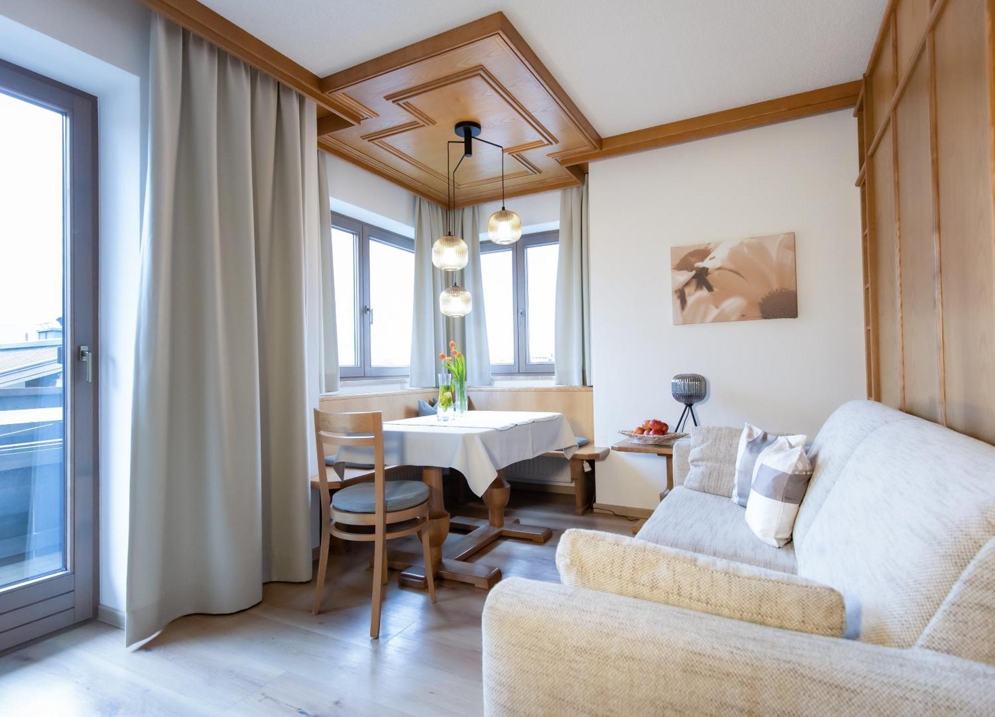 דירות אלמאו Haus Alpin מראה חיצוני תמונה